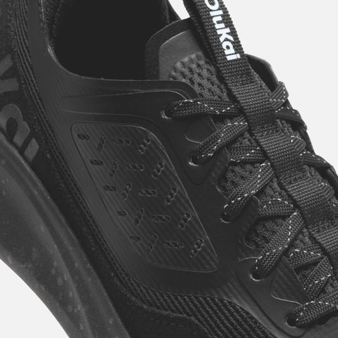 Makiki  -  Black / Black