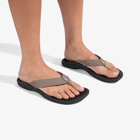 ‘Ohana  -  Warm Taupe / Black