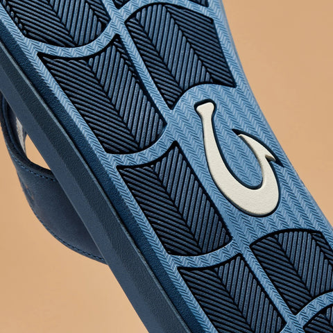 Pili - Blue Fog / Coastal Blue